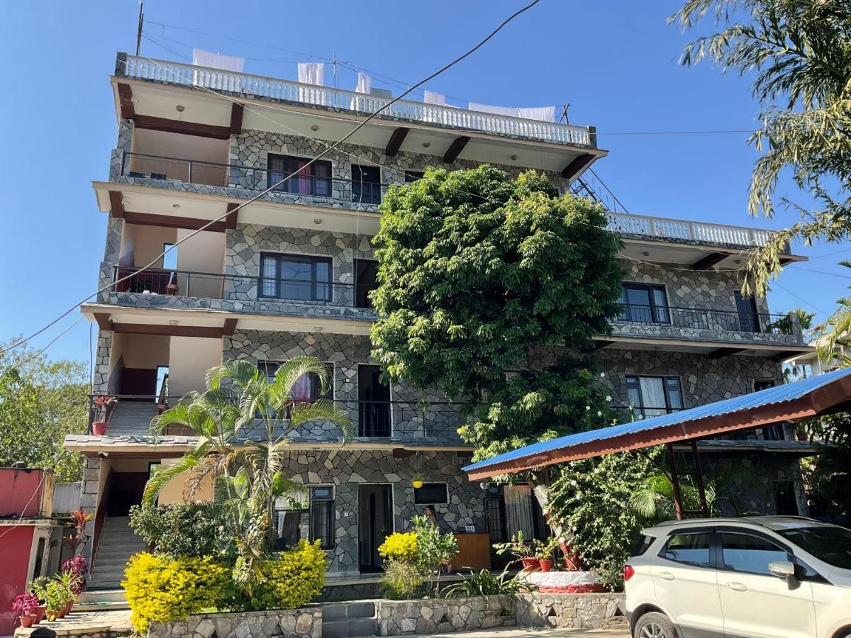 Hotel Trekkers Lodge Pokhara Buitenkant foto