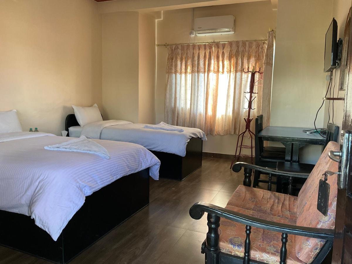 Hotel Trekkers Lodge Pokhara Buitenkant foto