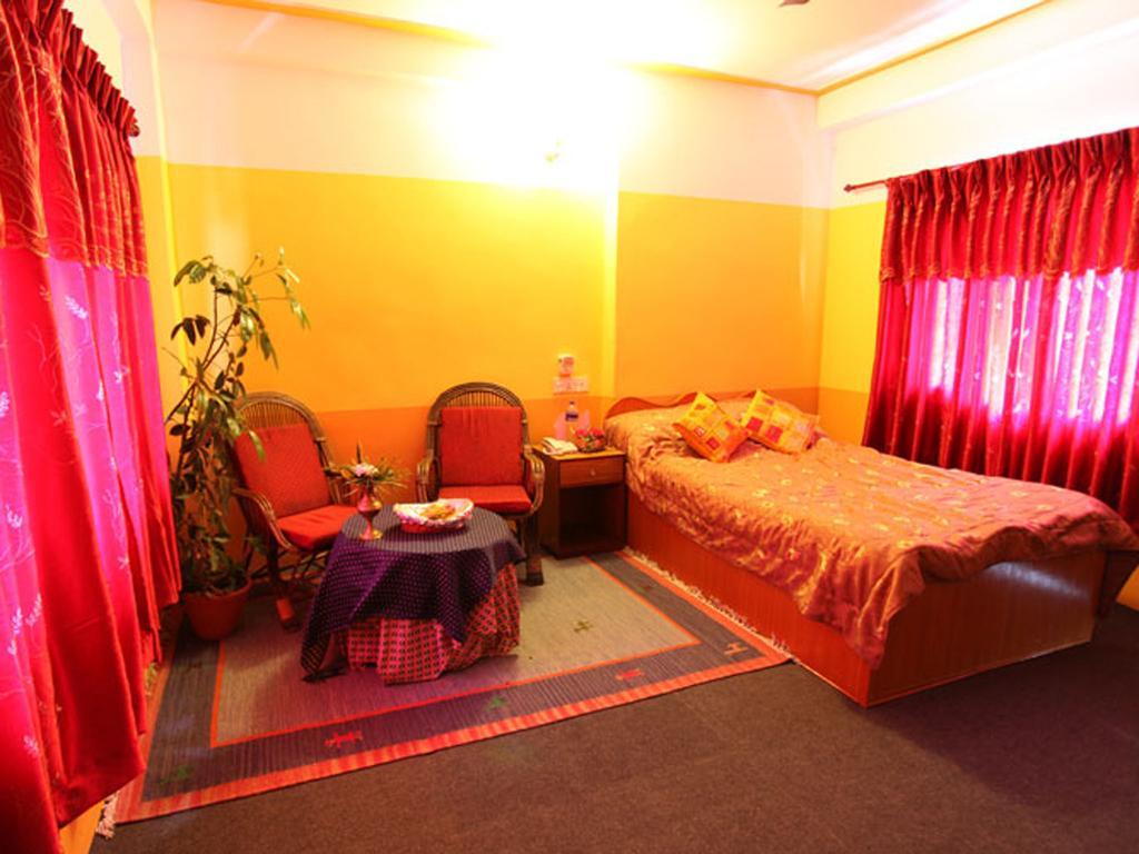 Hotel Trekkers Lodge Pokhara Kamer foto