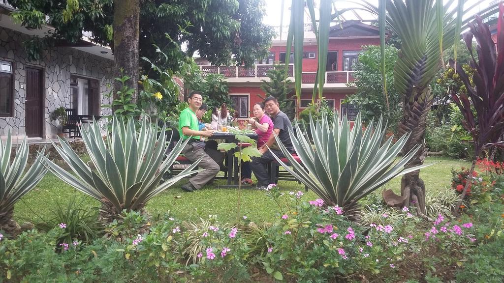 Hotel Trekkers Lodge Pokhara Buitenkant foto