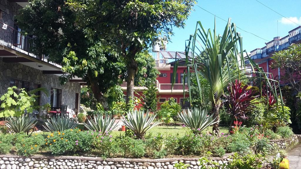 Hotel Trekkers Lodge Pokhara Buitenkant foto