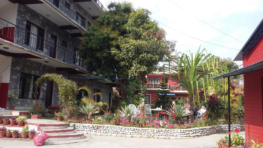 Hotel Trekkers Lodge Pokhara Buitenkant foto