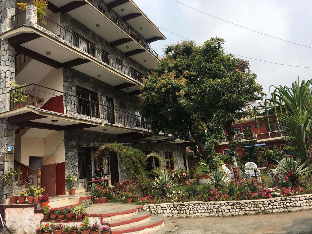 Hotel Trekkers Lodge Pokhara Buitenkant foto