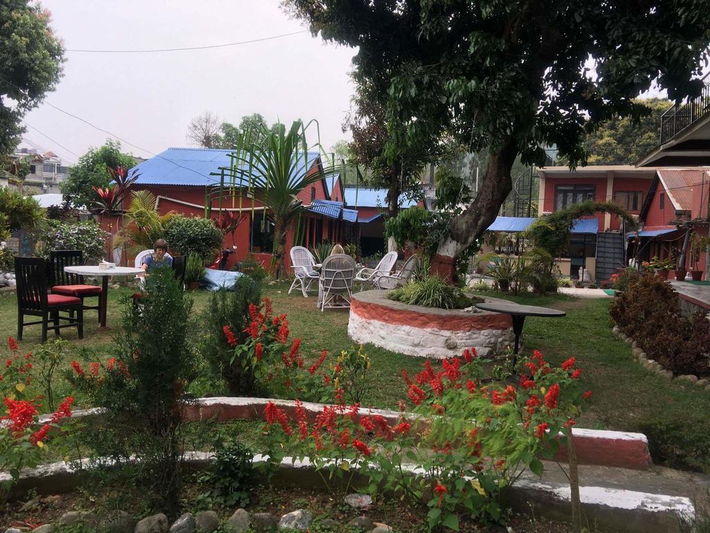 Hotel Trekkers Lodge Pokhara Buitenkant foto