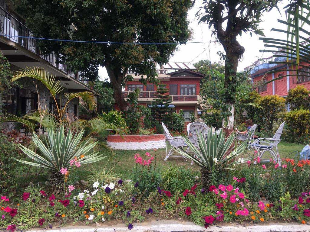 Hotel Trekkers Lodge Pokhara Buitenkant foto