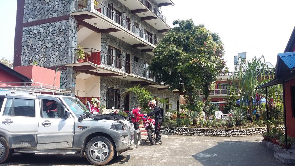 Hotel Trekkers Lodge Pokhara Buitenkant foto