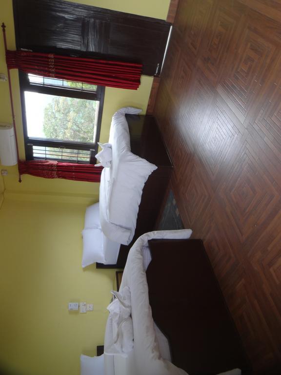 Hotel Trekkers Lodge Pokhara Buitenkant foto
