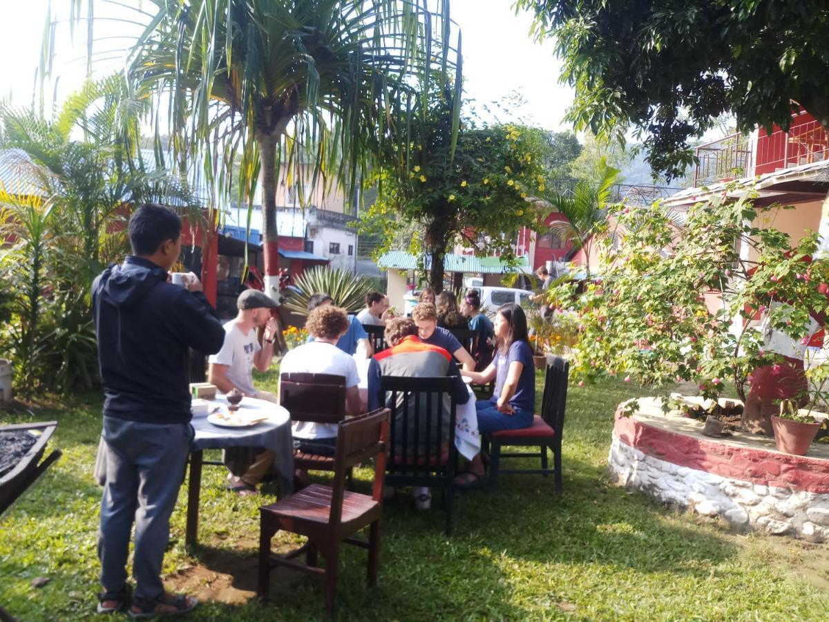 Hotel Trekkers Lodge Pokhara Buitenkant foto